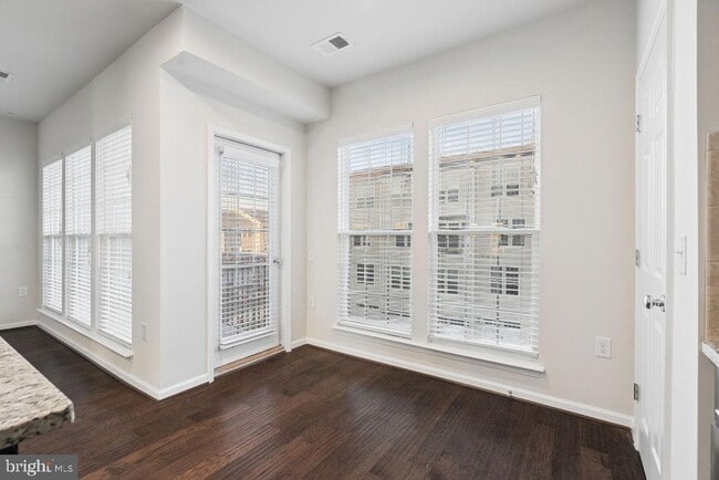 Building Photo - 20591 Geddes Terrace