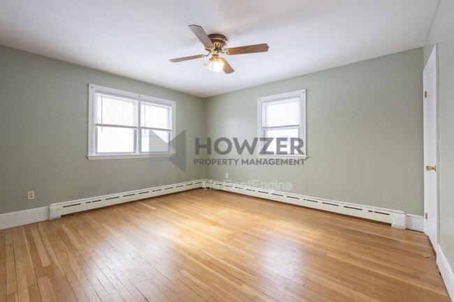 Building Photo - 19 Illinois St