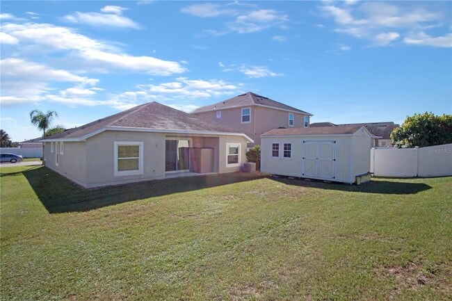 Building Photo - 2034 Honeybell Ave