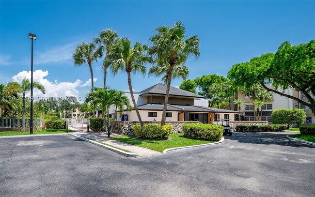 Building Photo - 7705 SW 86th St