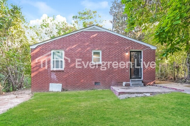 Building Photo - 375 George Rd