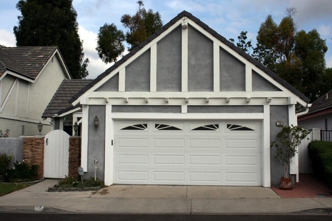 Building Photo - 58 Cape Cod