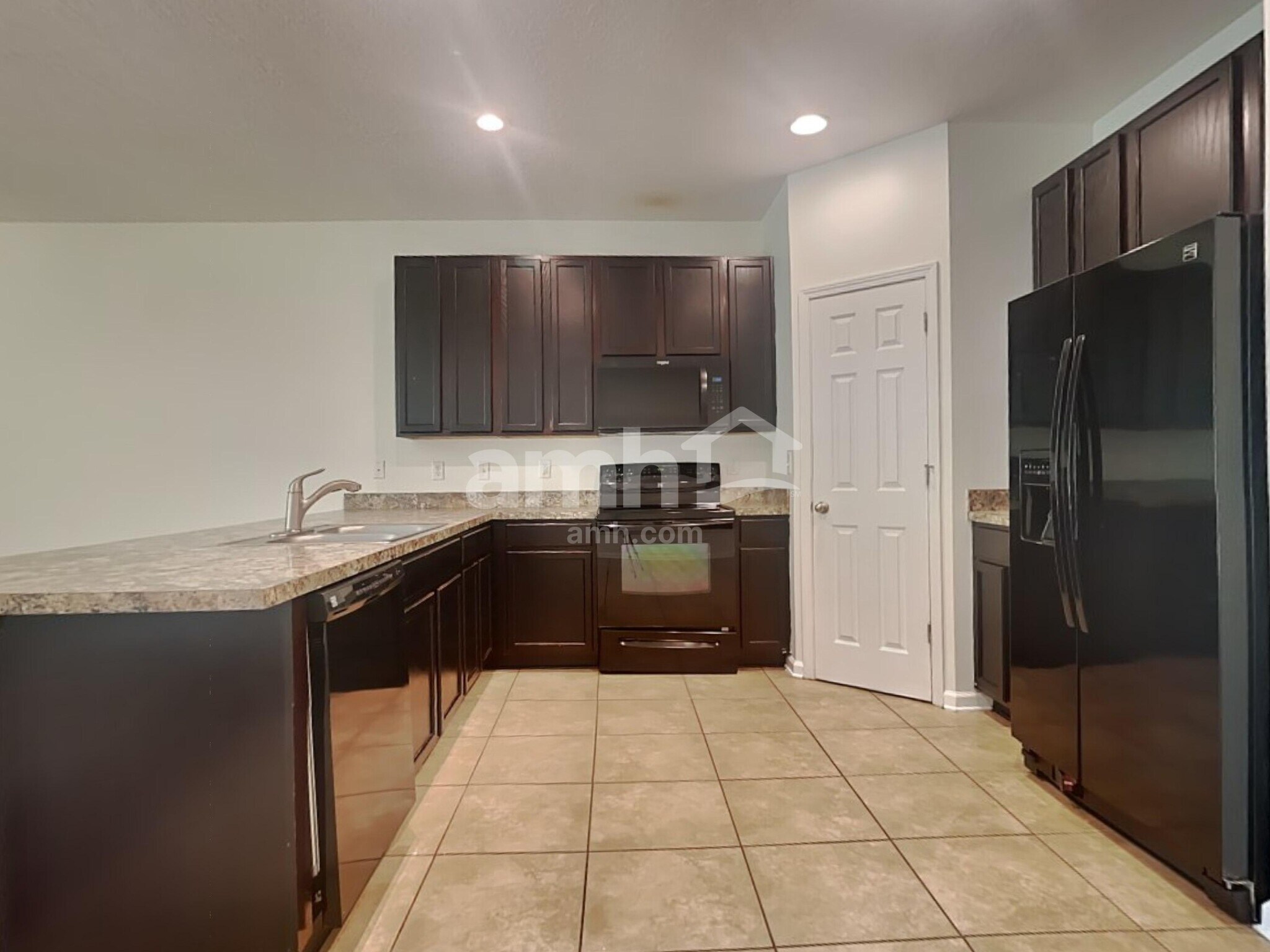 Building Photo - 11799 Parker Lakes Drive