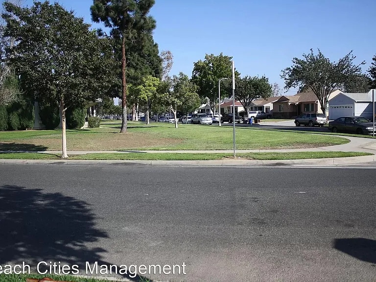 Building Photo - 4733 Levelside Ave