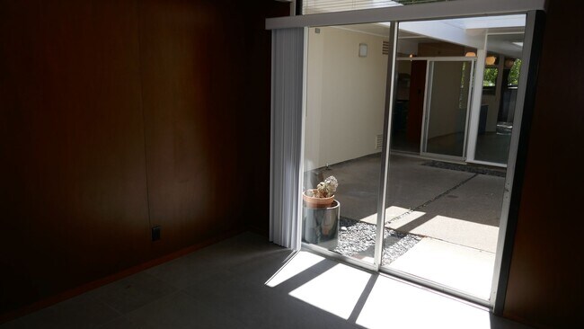 Building Photo - BEAUTIFUL UPDATED FOUR BED / TWO BATH PLUS OFFICE EICHLER HOME WITH GREAT OUTDOOR SPACE