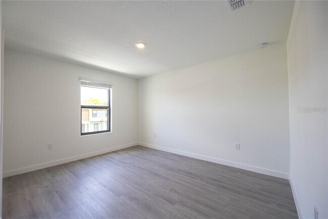 Building Photo - 3262 Sustainable Wy