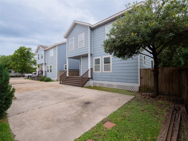 Building Photo - 1113 Bunton St
