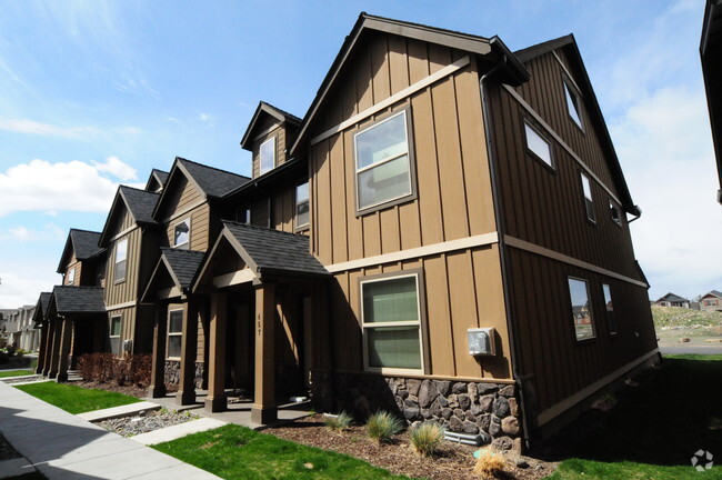 Building Photo - Fairhaven Vista III