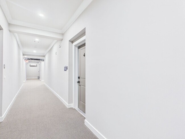 Building Photo - 6601 Citory Way