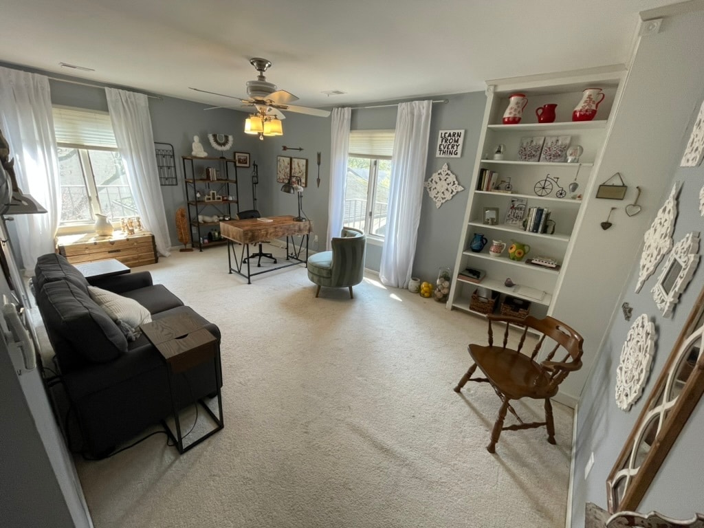 bedroom/office - 90 Bishop Sq