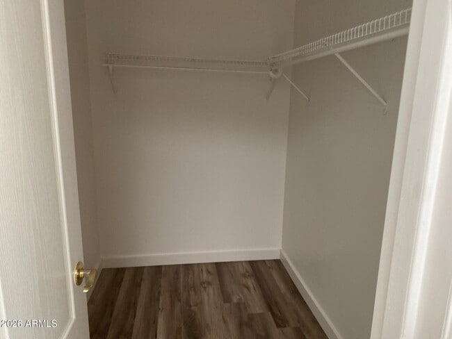 Building Photo - 1814 S Essex Cir