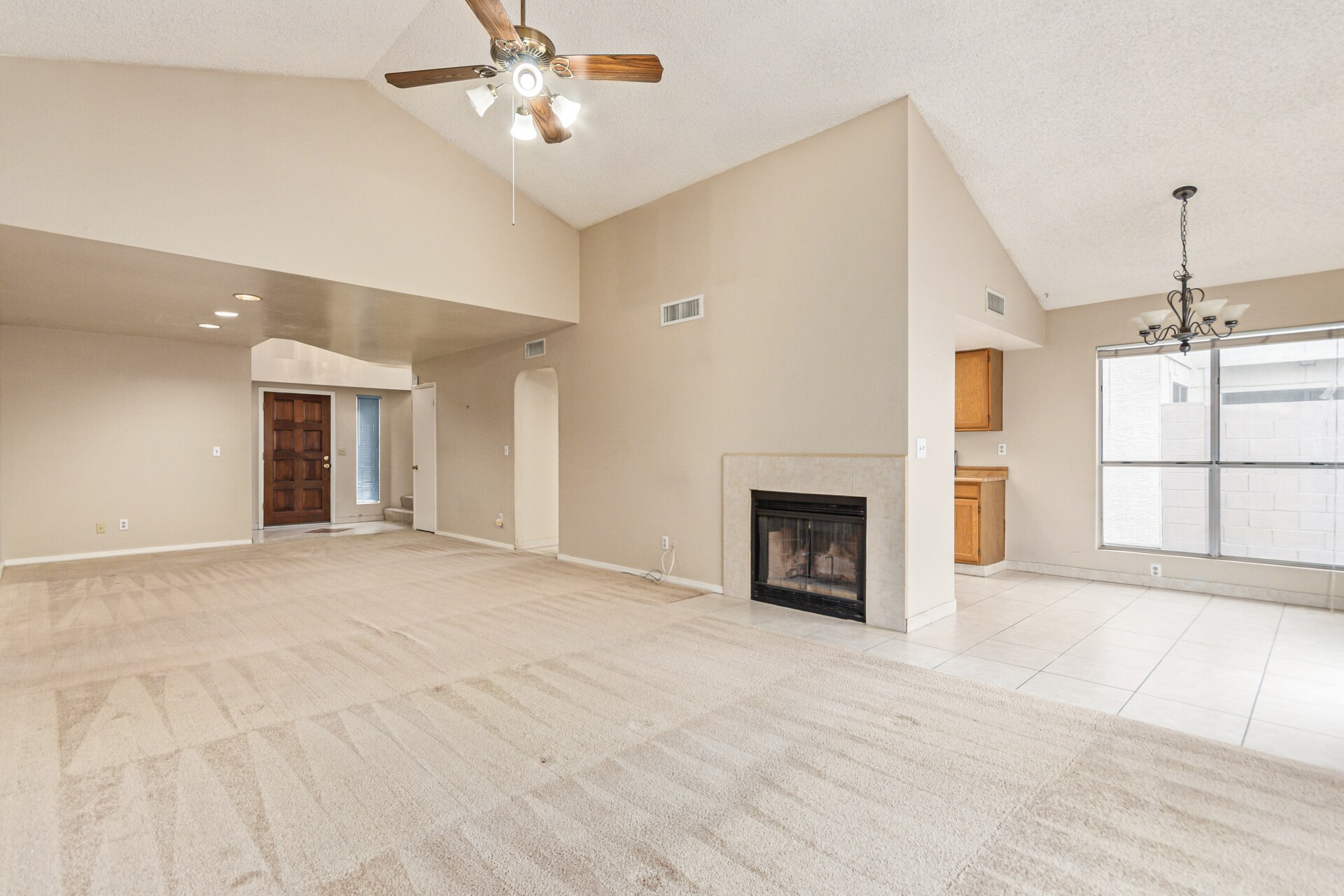 Building Photo - 518 E Wescott Dr