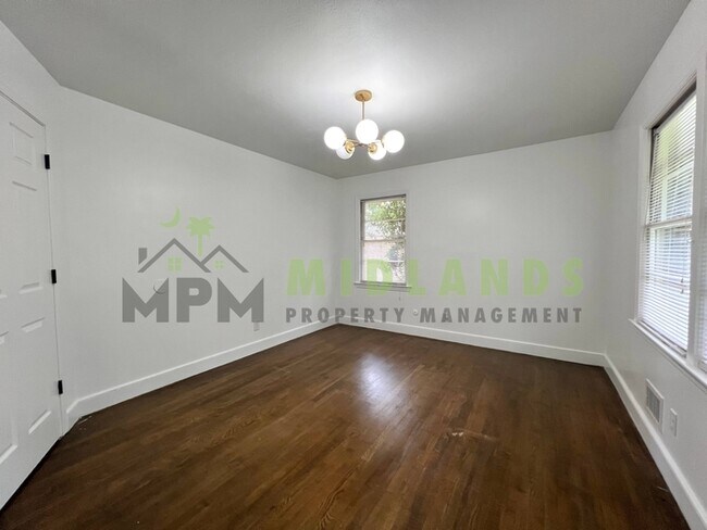 Building Photo - 1545 S Beltline Blvd