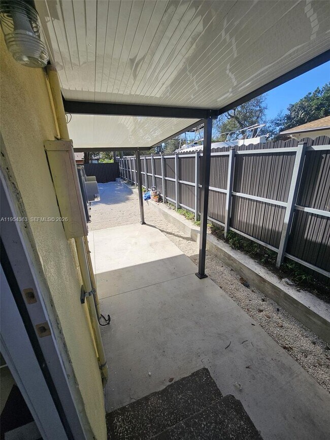 Building Photo - 1148 NW 100th St