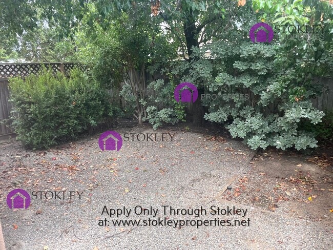 Building Photo - 1540 Silverleaf Ln