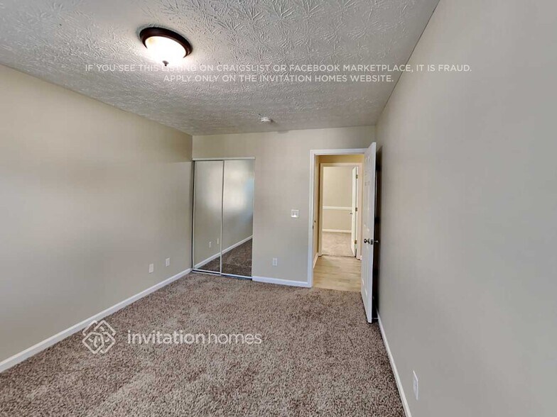 Building Photo - 131 Oak Grove Pl