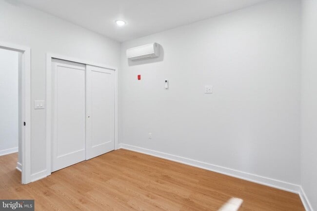 Building Photo - 4145 W Girard Ave