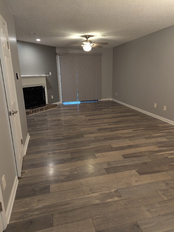 Building Photo - 47 Summer Oaks Dr