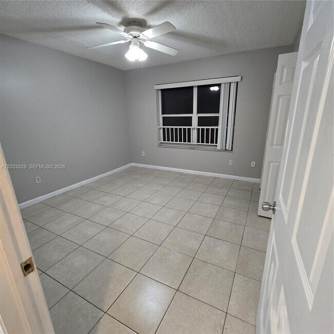 Building Photo - 5610 NW 61st St