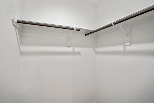 Building Photo - 21463 Carosella Dr