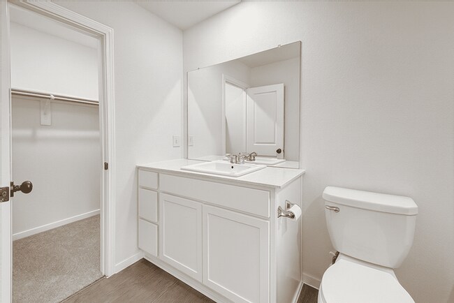 Building Photo - 1516 Sunset Ridge Dr