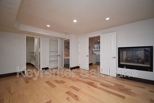 Building Photo - 2128 S 1900 E