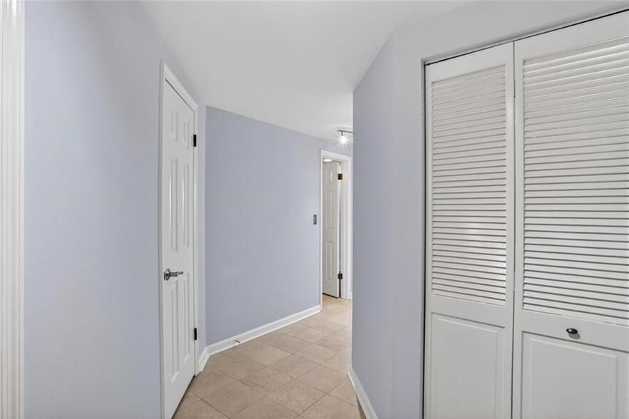 Building Photo - 199 14th St NE