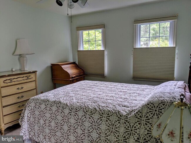 Building Photo - 8465 Sevan Ct