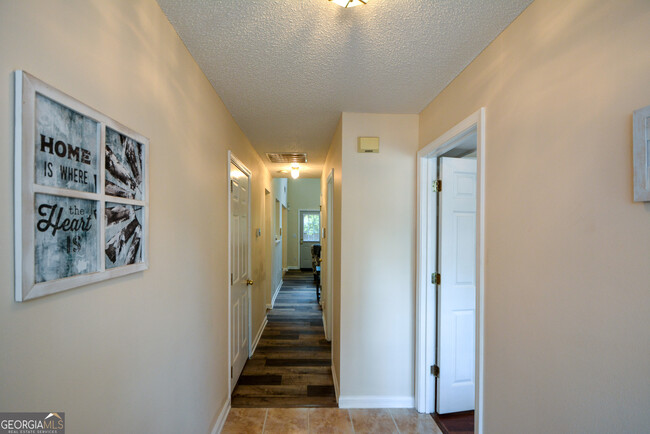 Building Photo - 4511 Ravenwood Pl