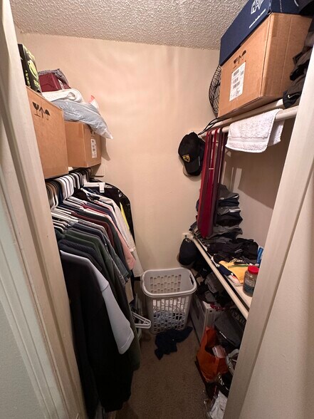 Building Photo - 600 Bagby Ave