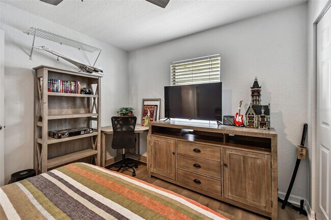 Building Photo - 1763 Montana Ave NE