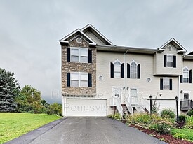 Building Photo - 111 Antler Hollow Ct