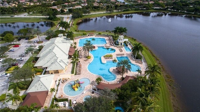 Building Photo - 1641 Zenith Way