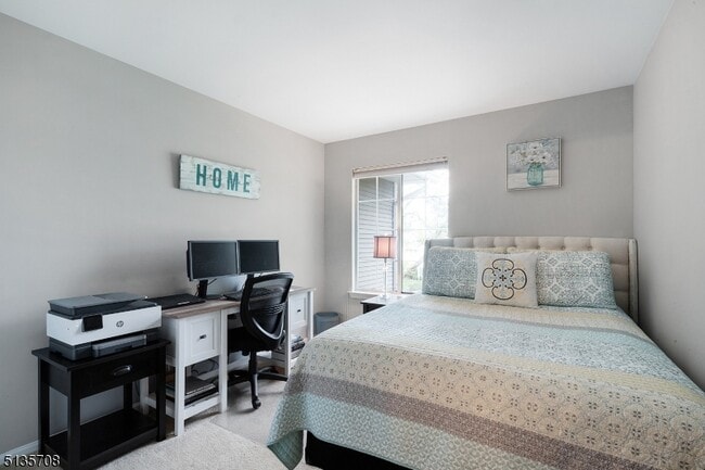 Building Photo - 75 Bentley Ct