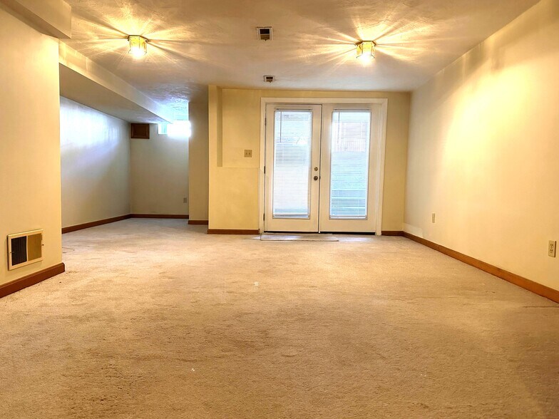 Building Photo - 23 Indian Cove Way