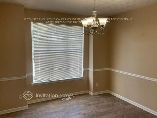 Building Photo - 1609 Deer Creek Ln