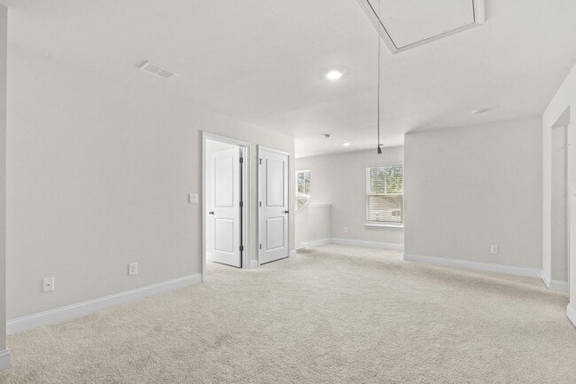 Building Photo - 4536 Lady Slipper Dr