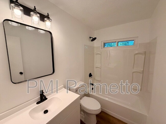 Building Photo - 1232 Grove Park Ln