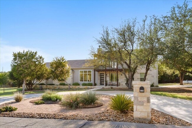 Building Photo - 625B Las Colinas Dr
