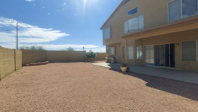 Building Photo - GORGEOUS GLENDALE HOME!