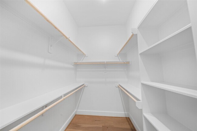Building Photo - 5405 Iconic Ln