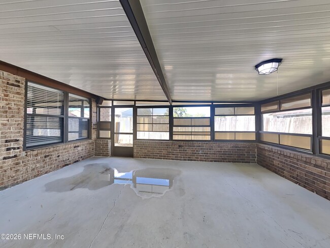 Building Photo - 3121 Southwell Ct