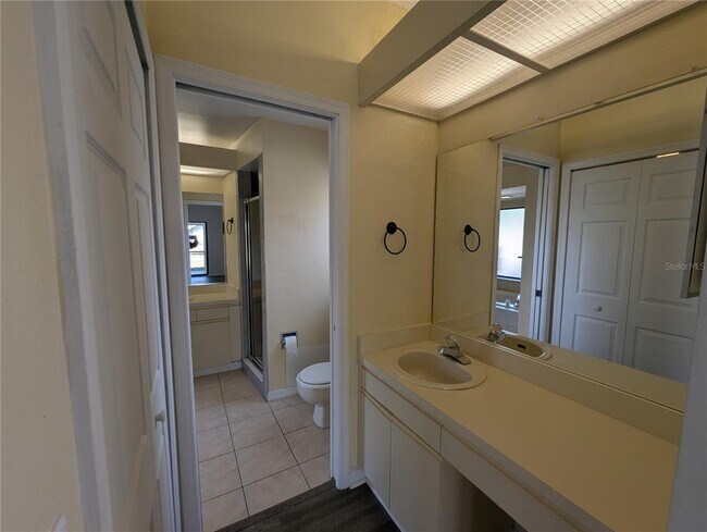 Building Photo - 11322 Torrey Pines Dr