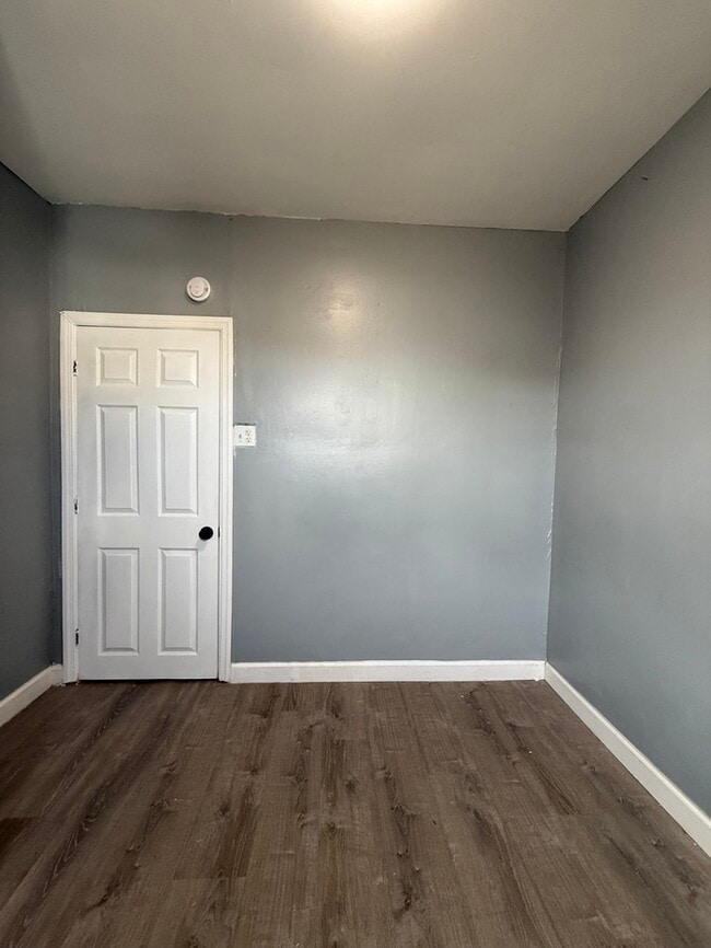 Building Photo - 519 Graff Ln