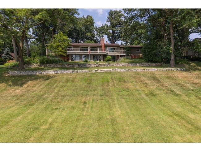Building Photo - 6400 Greenbriar Ave