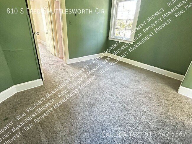 Building Photo - 810 S Fred Shuttlesworth Cir