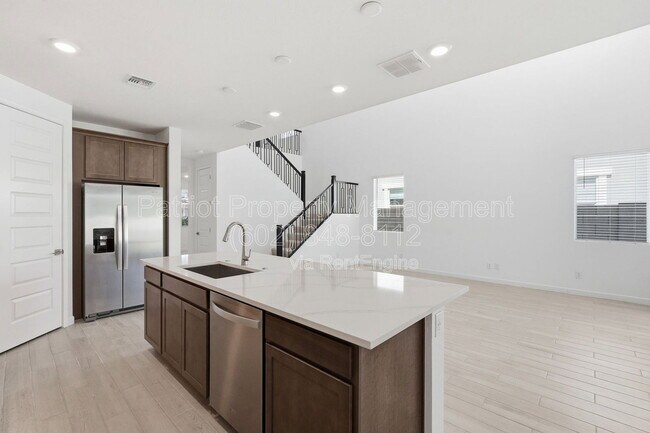Building Photo - 7404 W Buckhorn Trail