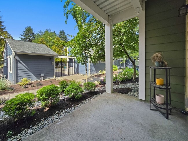 Building Photo - Exceptional Rental Opportunity!