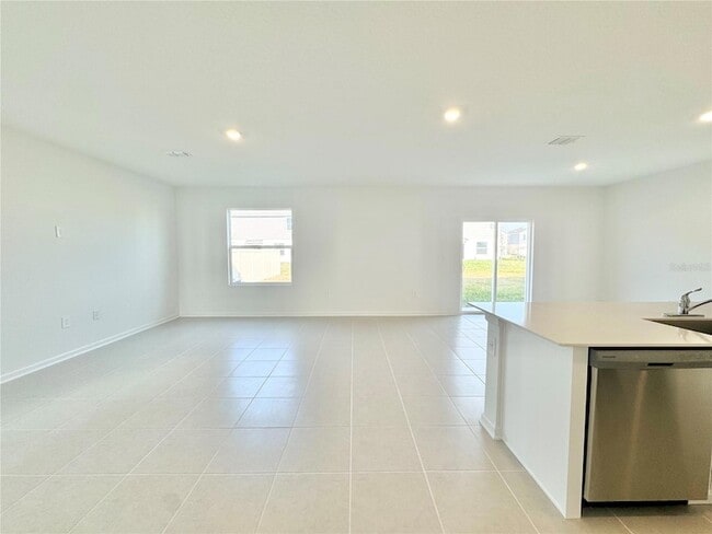 Building Photo - 3555 Kimbrough Dr