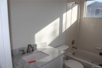 Building Photo - Home in Saddlebrook, Parker!